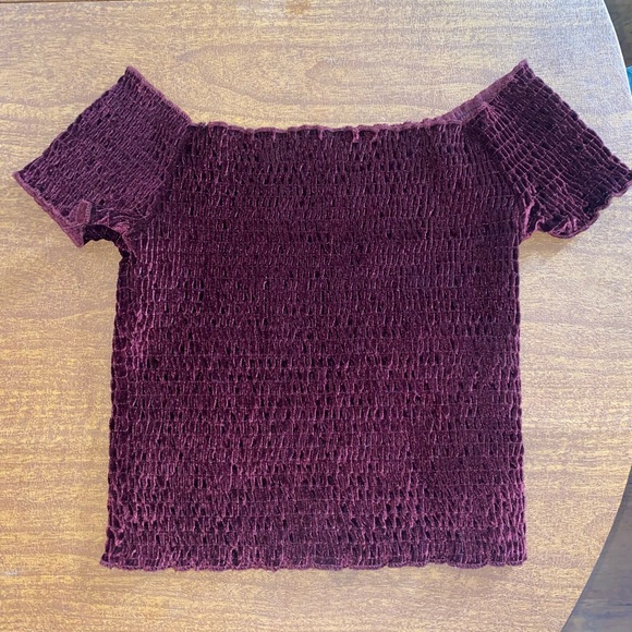 Light Before Dark (UO) Fitted Top Off the Shoulder - Picture 5 of 5